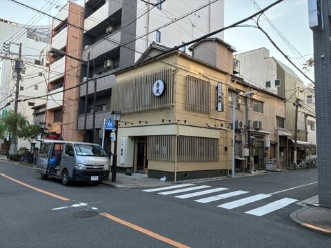 C25CEA1F-F61A-4CF3-9B25-ABC941C295E4_4_5005_c