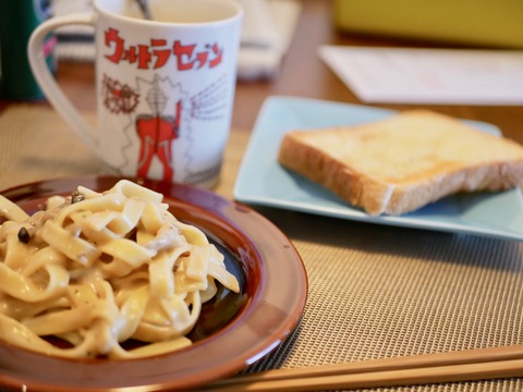 ポルチーニパスタと極上箱根ラスクと豚生姜焼き