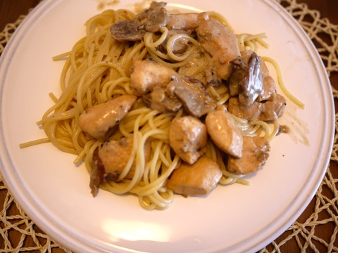 ポルティーニ茸のパスタとアンパンマン