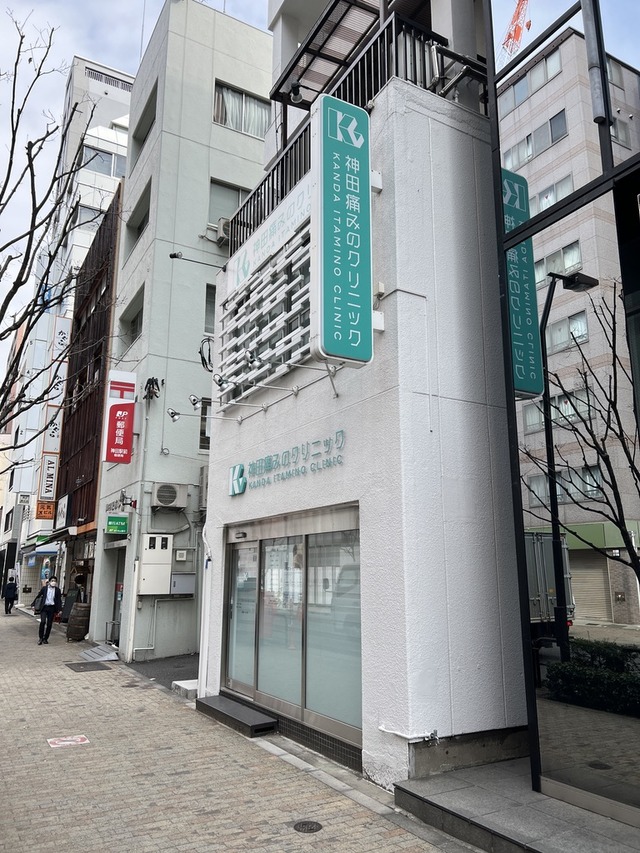 E9334E30-3914-42DD-883C-CA20F04E2F82_1_105_c