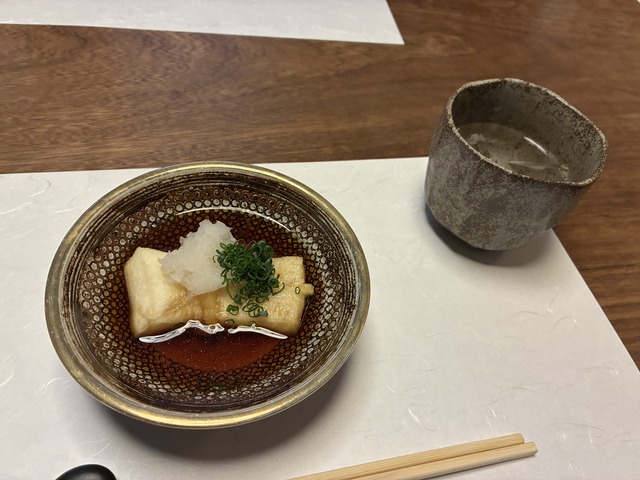 610D8AE5-56FA-4A1C-8348-3C57110D4CE1_1_201_a