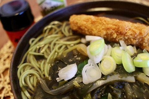 ファミコロ茶そばと肉じゃがと茅乃舎の出汁