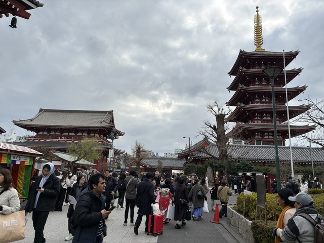 67D69E5B-81A9-4F16-B460-E5CA9D9FFDEF_1_105_c