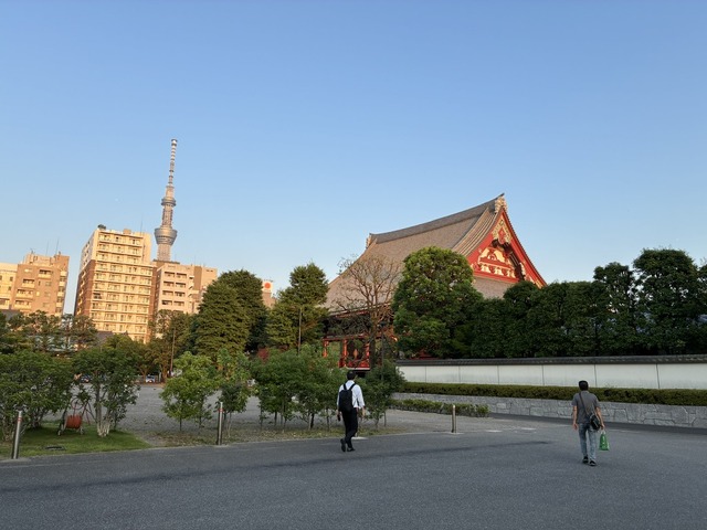 5B5A9D79-D793-4B3E-93BC-DC4A4E9937B2_1_105_c