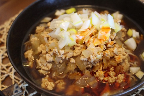 絶品勝浦タンタンメンとロイズの禁断ポテチ