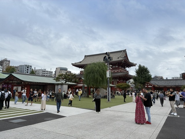 605638EB-38A8-4241-81A5-D22B6FF95315_1_105_c