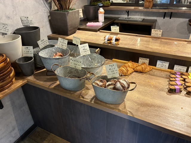 60A8A3BD-8074-4281-950C-1F90F0C65139_1_102_o