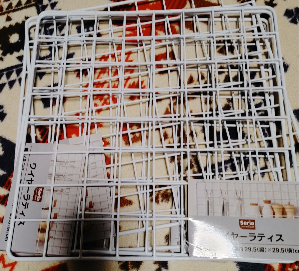 100円ショップのワイヤーネットで 棚を作ってみた 100均 キャンドゥセリアダイソー充実生活