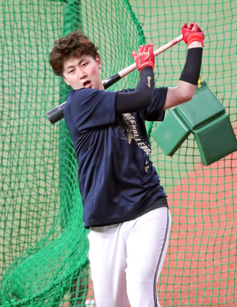 20211030-OHT1I51000-L