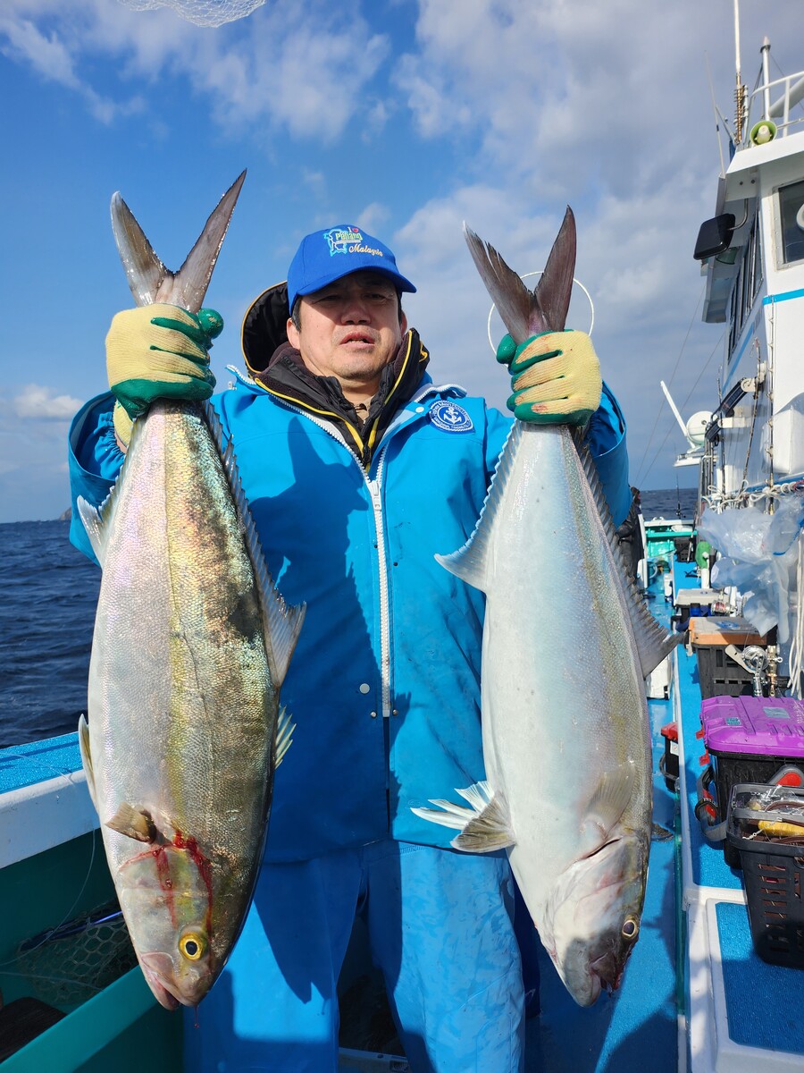 釣り船 9.8メートル