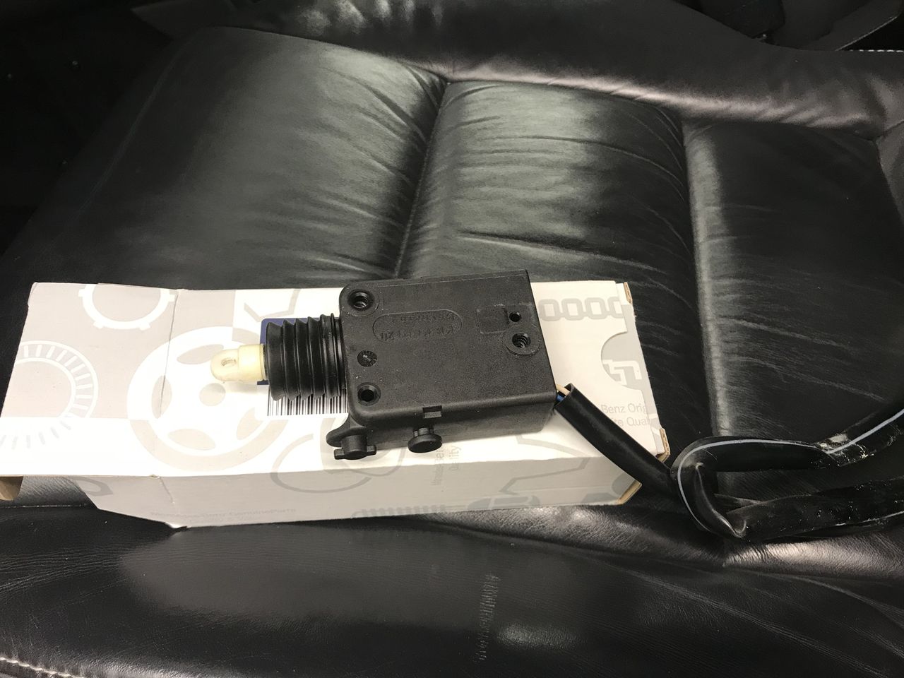W463 G500ドアロック不良修理 Justice Osakaのblog W463 G500ドアロック不良修理 Justice Osakaのblog