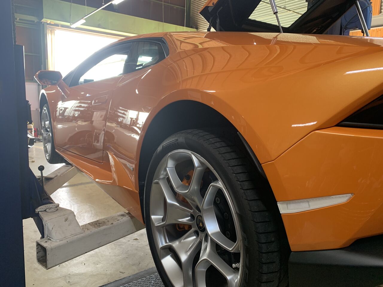 ランボルギーニ ウラカン パワークラフト取り外し Justice Osakaのblog