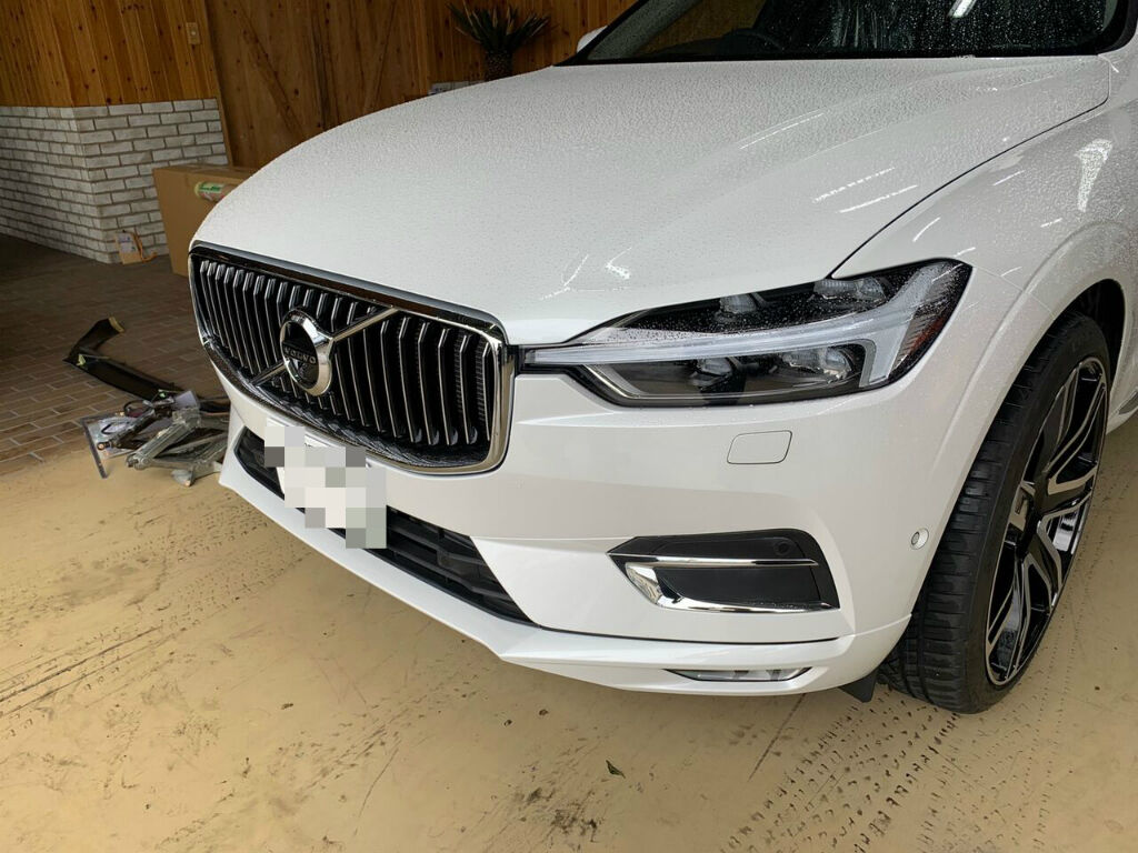 VOLVO XC60 フロントバンパー脱着 : justice_osakaのblog