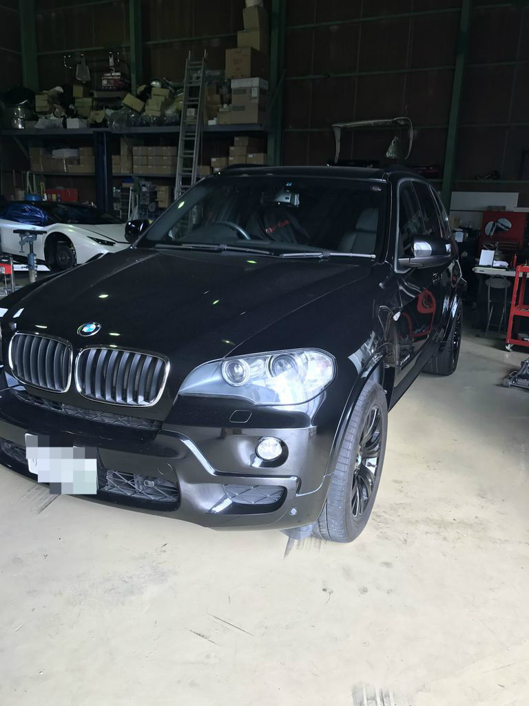 BMW X5 ﾌﾛﾝﾄﾌﾞﾚｰｷﾊﾟｯﾄﾞ 交換 : justice_osakaのblog