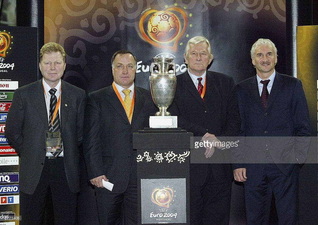 サッカー　ヨーロッパ選手権　2004ポルトガル大会　オフィシャルボール サッカー ヨーロッパ選手権 2004ポルトガル大会 オフィシャル