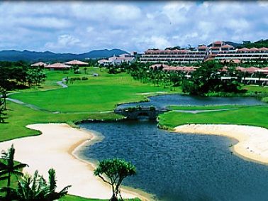 1日２時間ゴルフボール拾って 年収460万 会社アカン報