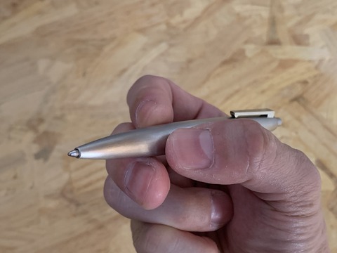 高級ボールペンのレビュー】LAMY2000ステンレススチール 高級ボールペンのレビュー】LAMY2000ステンレススチール