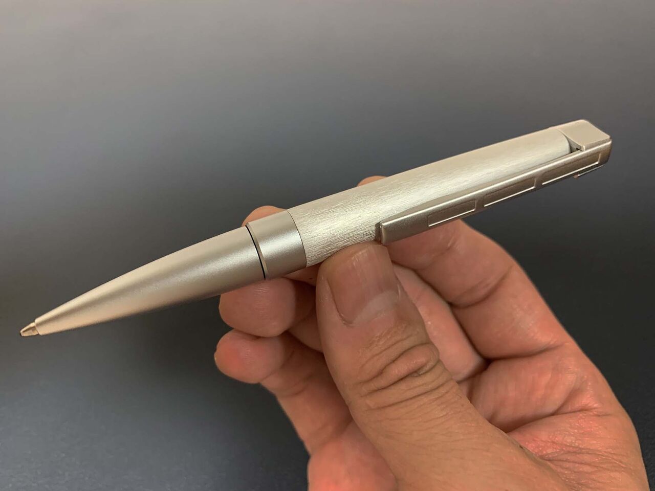高級ボールペンのレビュー】STAEDTLER Initium Metallum|ステッドラー