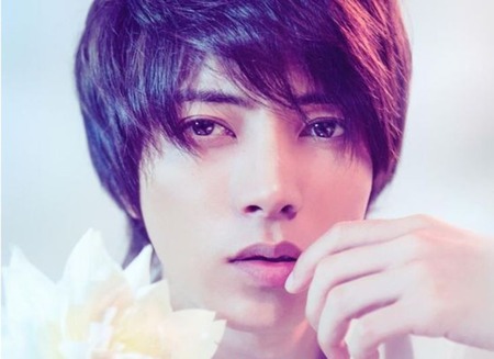 d52025ae9a5c49c5c2bb50a3b79975ae