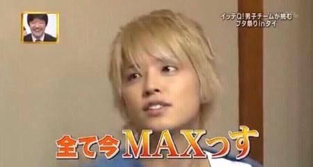 2de54a8c829c691984e4c9a8f138c403