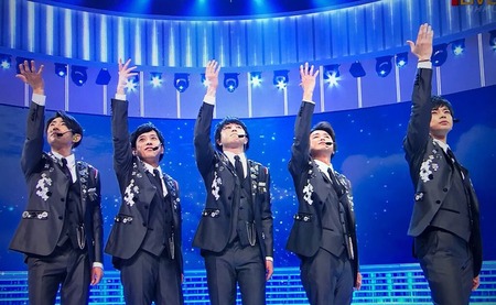 Nhk紅白歌合戦 嵐が紅白メドレー Guts Doors 勇気の軌跡 を