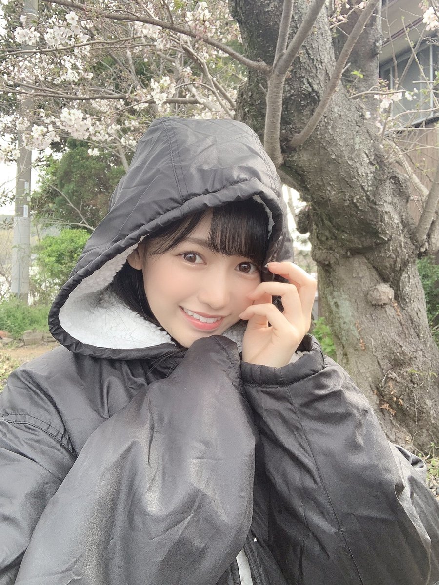 運上弘菜 ベンチコートの下に新衣装 Hkt48まとめ さくまと さくちゃん卒業おめでとうございます