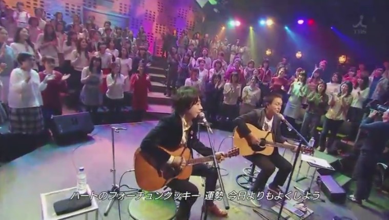 お知らせ 小田和正さんが 恋するフォーチュンクッキー をカバー Live クリスマスの約束15 Hkt48まとめ いもまと よっぴーいえーい見てるー