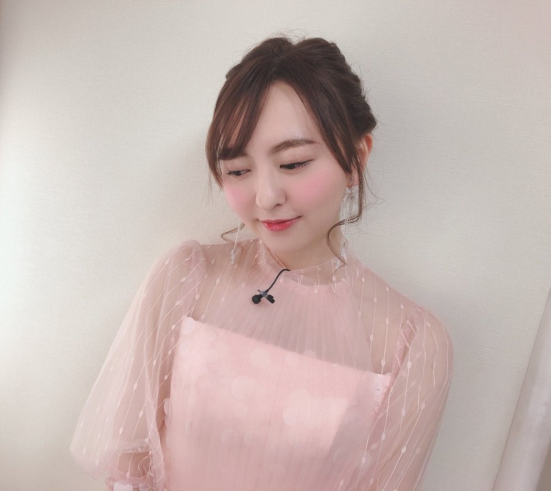 pbs.twimg.com_media_EOZgePYVAAAtyws