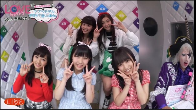 2016y08m26d_122218250