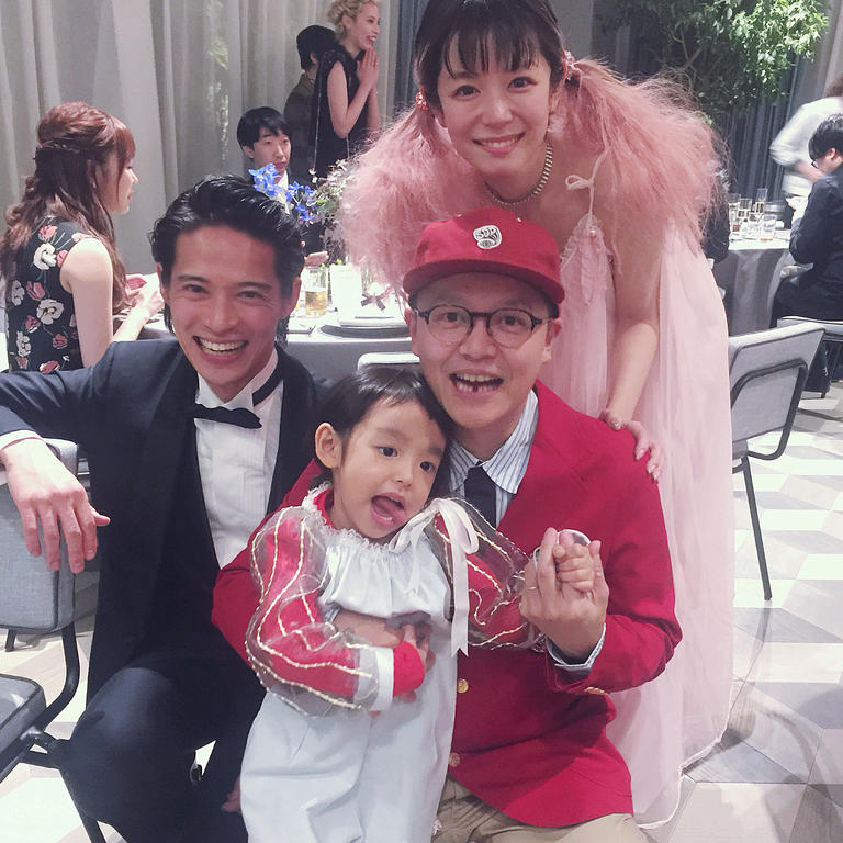 指原莉乃 シソンヌ長谷川さんの結婚披露宴での一コマ Hkt48まとめ いもまと いえーいよっぴ見てるー 指原莉乃 シソンヌ長谷川さんの結婚披露宴での一コマ Hkt48まとめ いもまと いえーいよっぴ見てるー