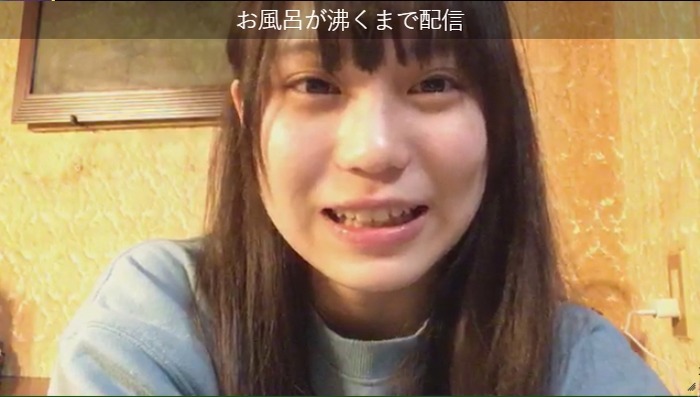 2017y10m17d_215853325