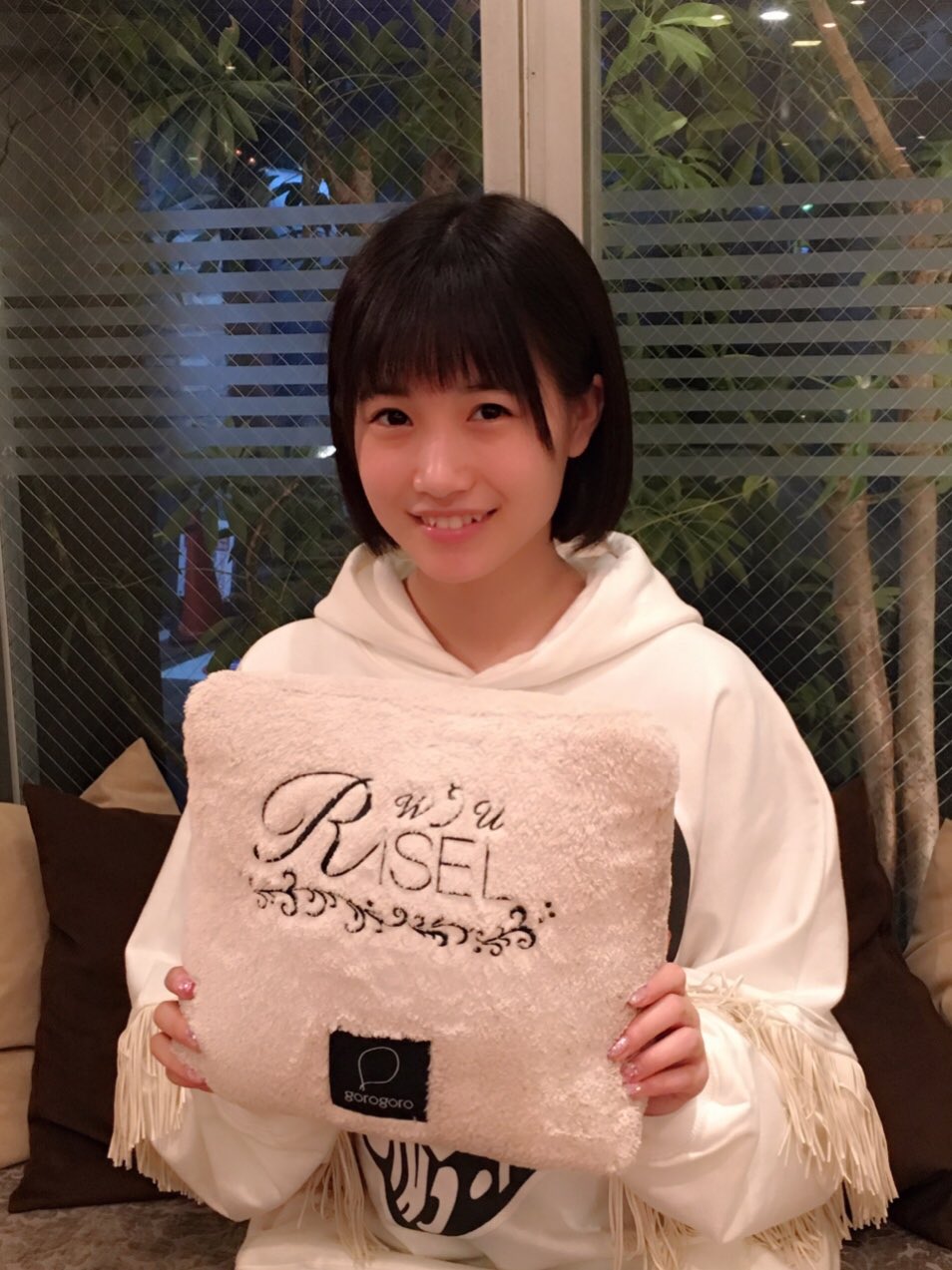 朝長美桜 お馴染みショートカットに 朝長美桜のまとめブログ