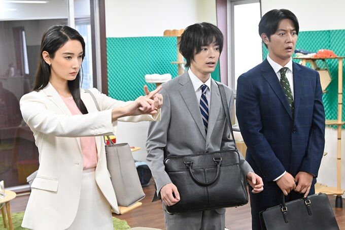 【無能の鷹】朝から晩までネコ動画を見る仕事とは・・・？【ドラマ第4話感想】