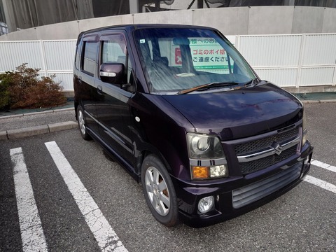 やっと納車された、初めてのマイカー😍