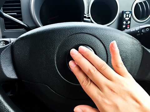 77c43e968bb792a4bb8db82055a6c8a6_s