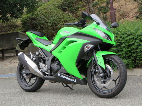 Kawasaki_Ninja250