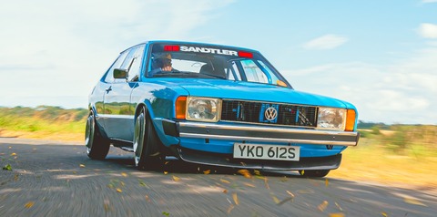 【画像】ドイツの大衆車、あまりにもカッコよすぎるwwwwwwwwwwwのサムネイル