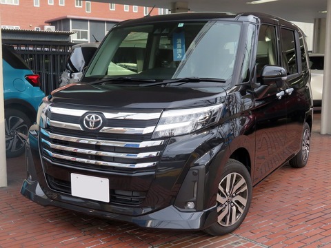 Toyota_ROOMY_CUSTOM_G_(5BA-M900A-GBVE)_front