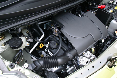 Toyota_1KR-FE_engine_001