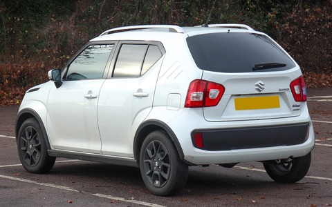 1920px-2018_Suzuki_Ignis_SZ5_SHVS_Allgrip_1.2_Rear