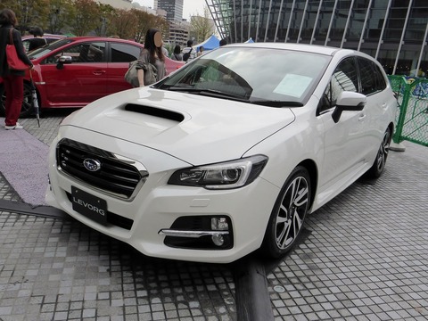 1920px-Subaru_LEVORG_2.0GT-S_EyeSight_(VMG)_front