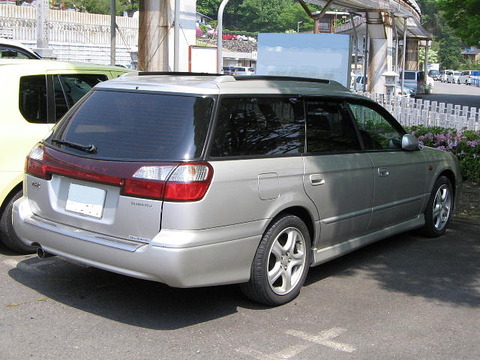 Subaru-LegacyWagon-3rd-rear