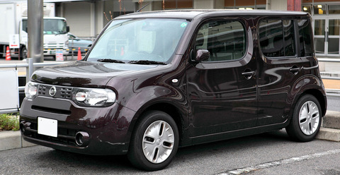 1200px-Nissan_Cube_Z12_001