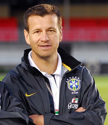 Aecio_Neves_e_Dunga_-_17-06-2008_(8368243127)_(cropped)