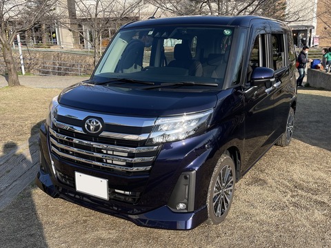 The_frontview_of_Toyota_ROOMY_CUSTOM_G-T_(4BA-M900A-GBVJ)