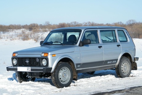 1280px-Lada_Niva_(VAZ_2121)