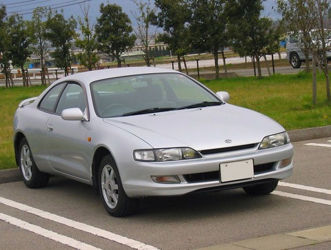 1280px-Toyota_Curren_ST-206_1996_parking