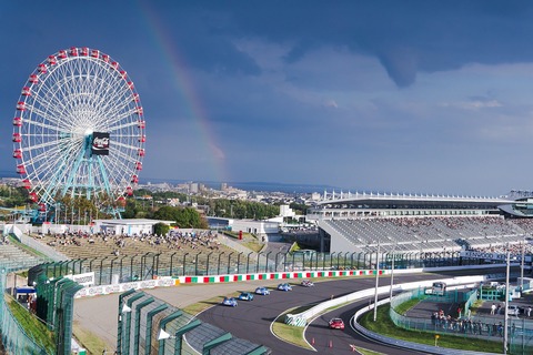 1920px-2011_WTCC_Race_of_Japan_(Race_2)