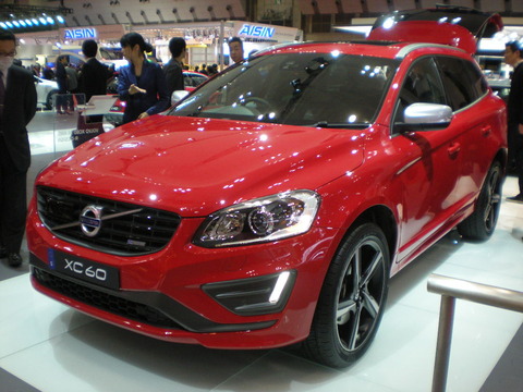 VOLVO_XC60_R-DESIGN_JPN_2014_01