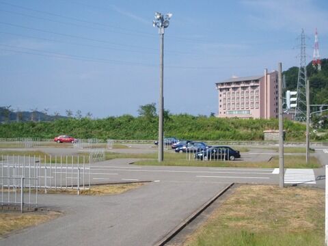 ed7f573f-s